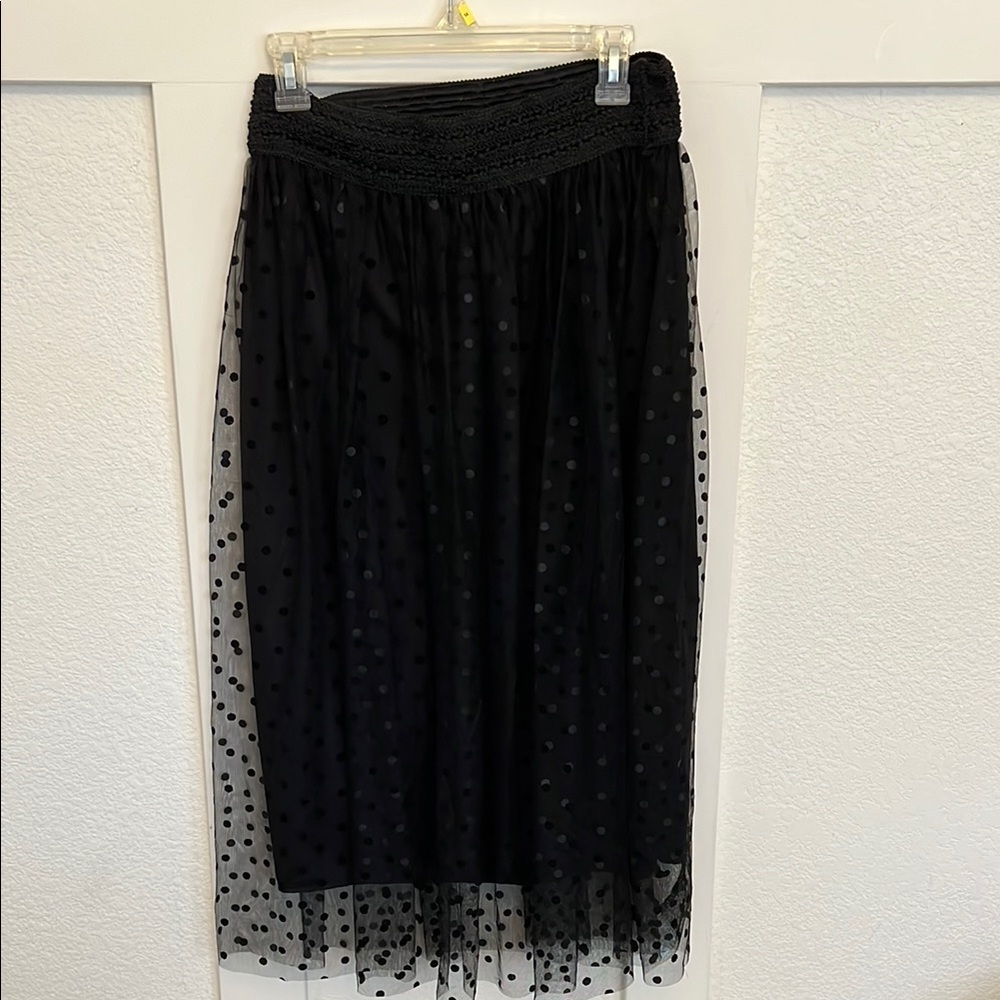 Black Midi A-Line Skirt with Pleated Embellishments for Cocktail